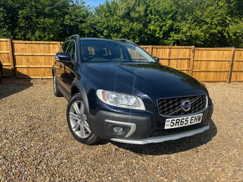 VOLVO XC70 2.4 SE Lux D4 AWD